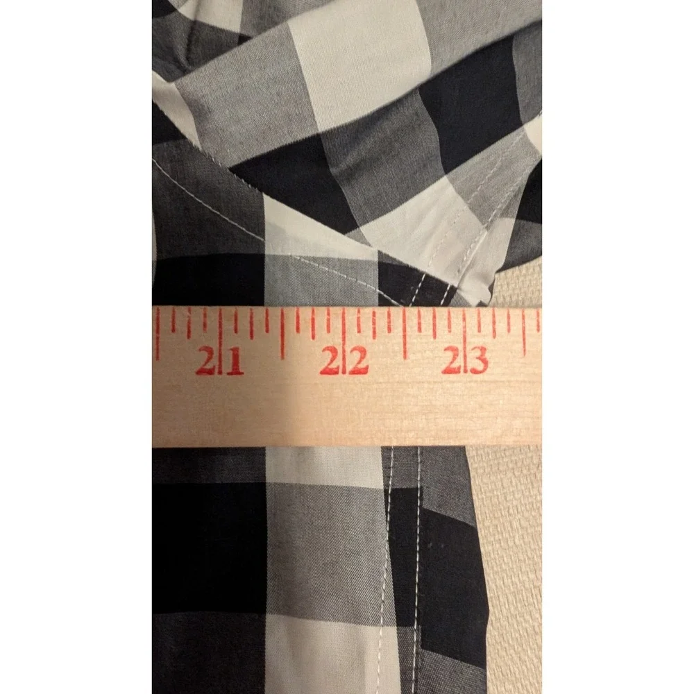 Land's End Long Sleeve Button Down Shirt Black/White Checkered Size 16 37 Tall